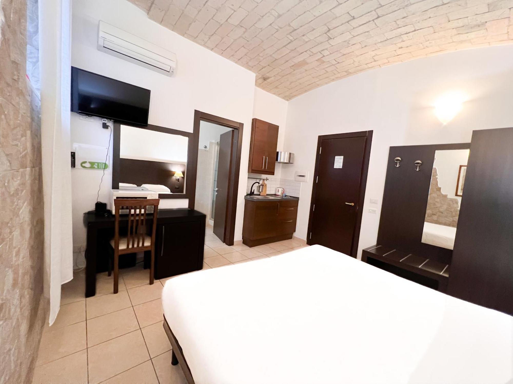 Magenta Classic San Pietro 34 *